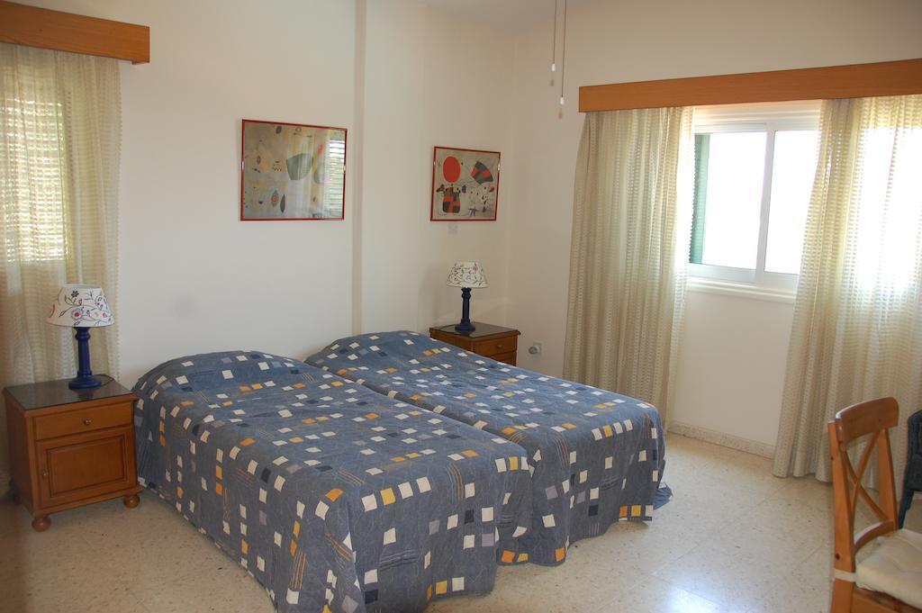 Villa Chrysanthia Polis 部屋 写真
